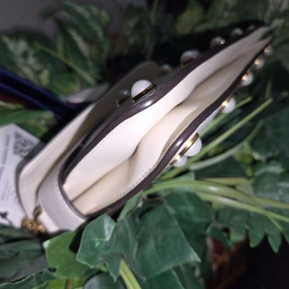 Pristine Authentic Gucci Faux Pearl Mini Queen Bee Brodway Shoulder Bag - Picture 6 of 9